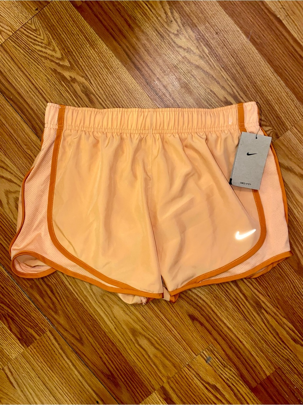 NWT | Nike Tempo Dri-FIT Mid-Rise 3-in. Running Shorts | Women’s Size M (8/10)
